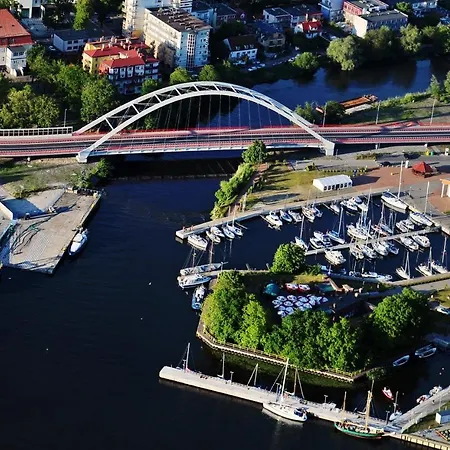 Lägenhet Amber Comfort Z Prywatnym Miejscem Parkingowym *