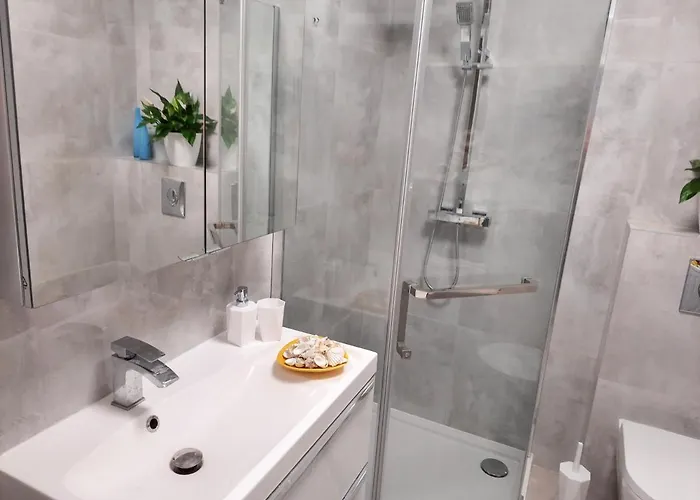 Amber Comfort Z Prywatnym Miejscem Parkingowym *