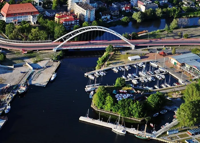 Lägenhet Amber Comfort Z Prywatnym Miejscem Parkingowym *